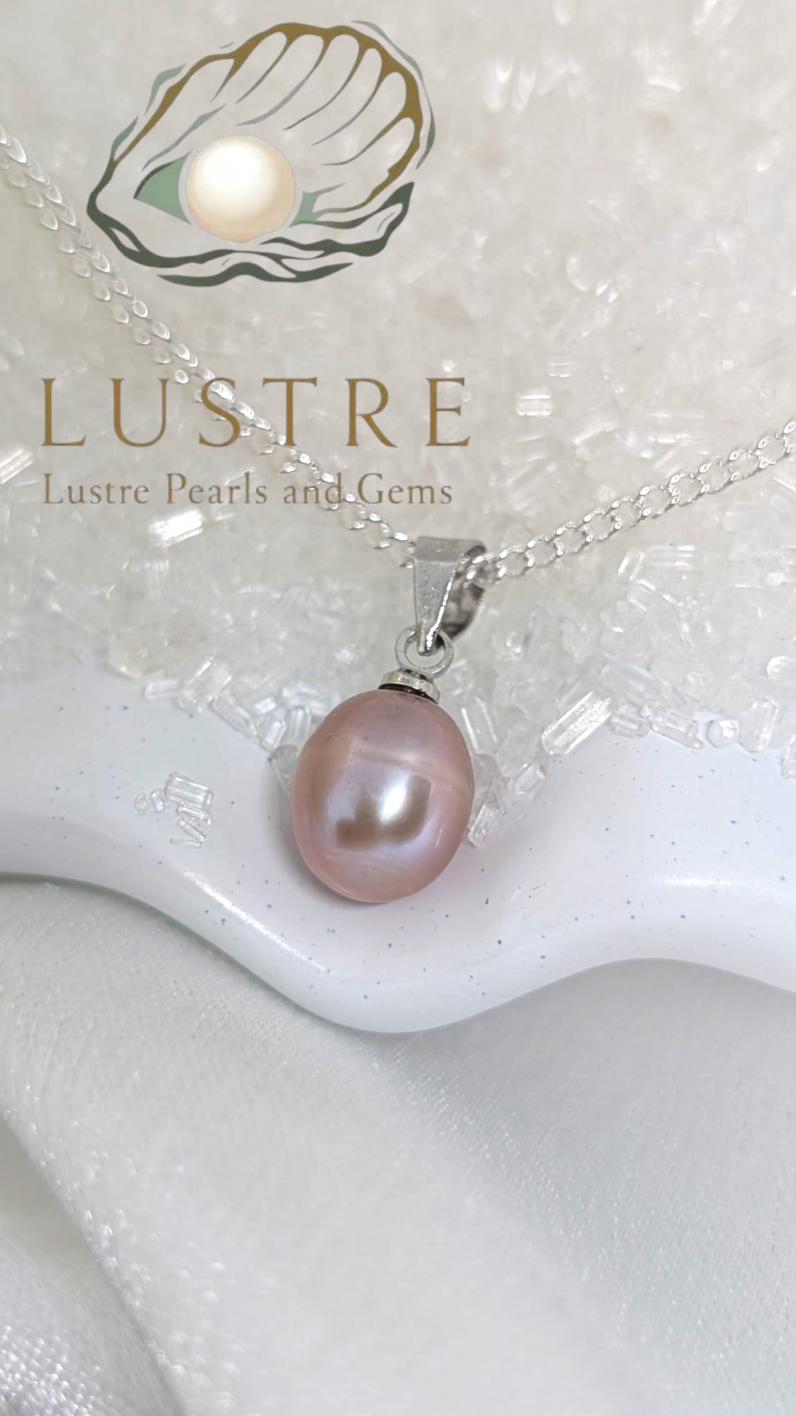 Simple drop necklace