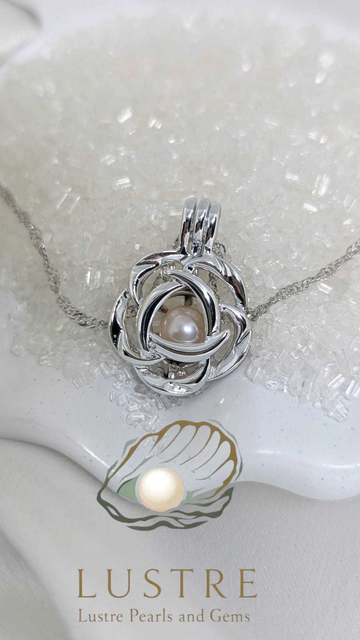 Flower cage necklace