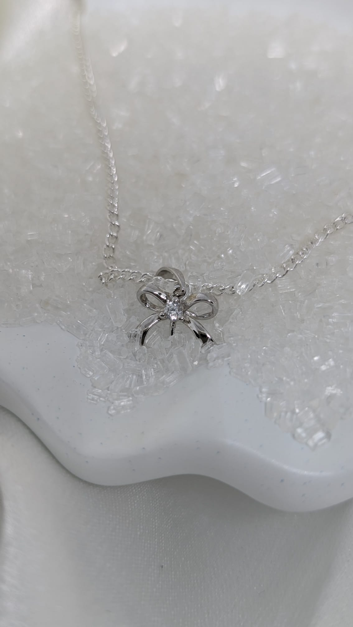 Katie pendant