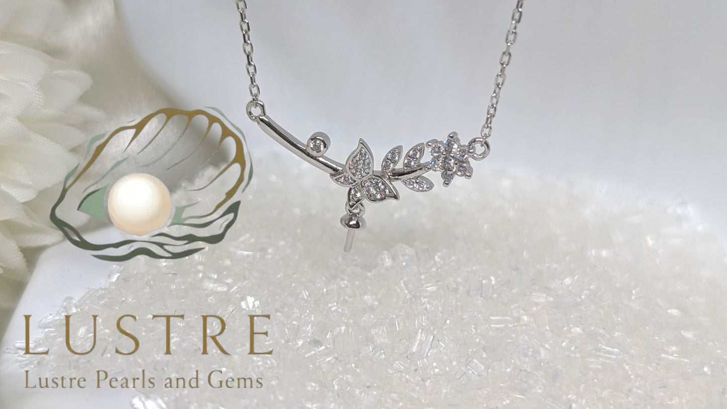 Julie's garden pearl bar necklace