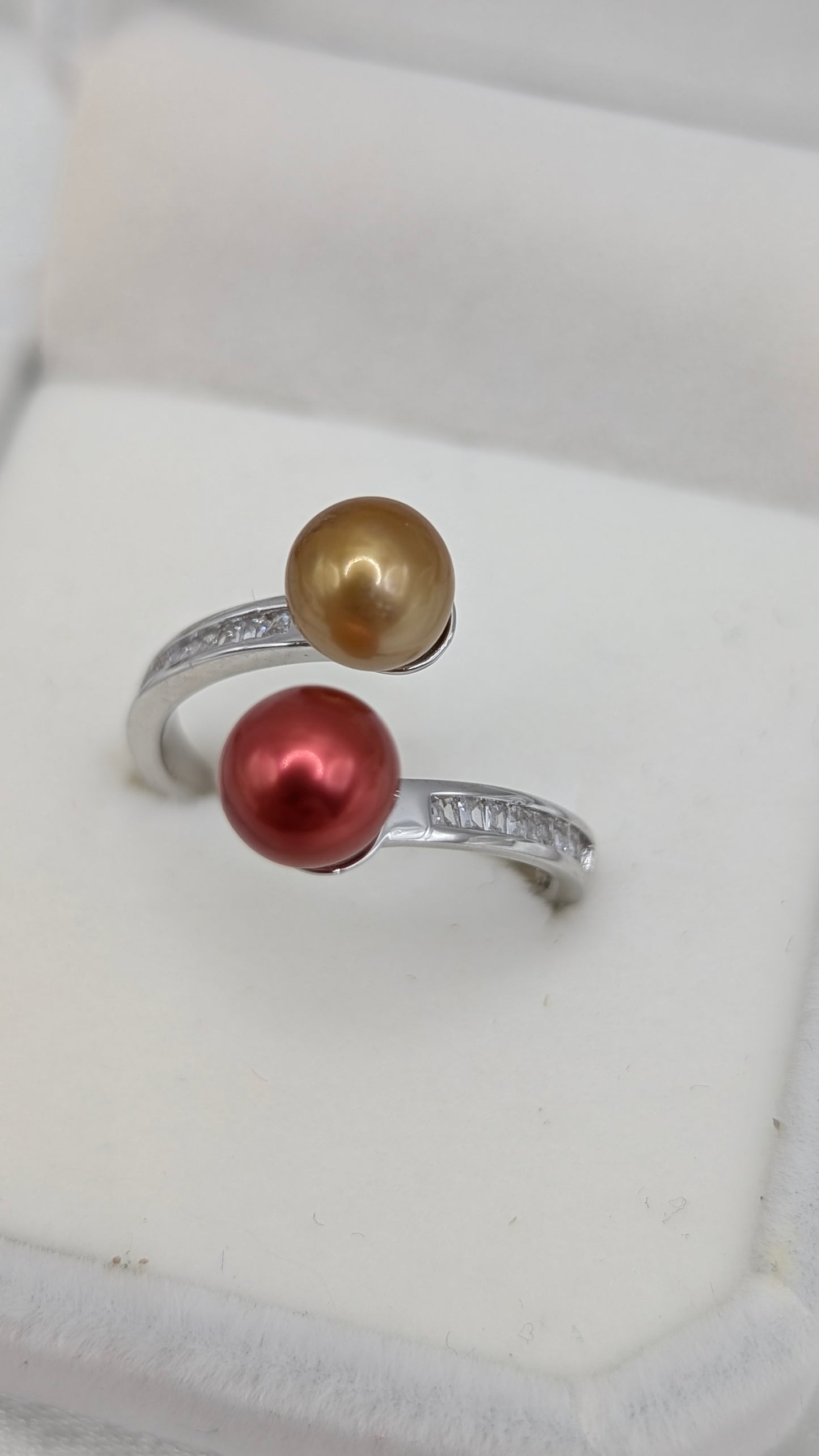 Deep orange and gold double pearl ring