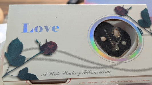 Love pearl gift set