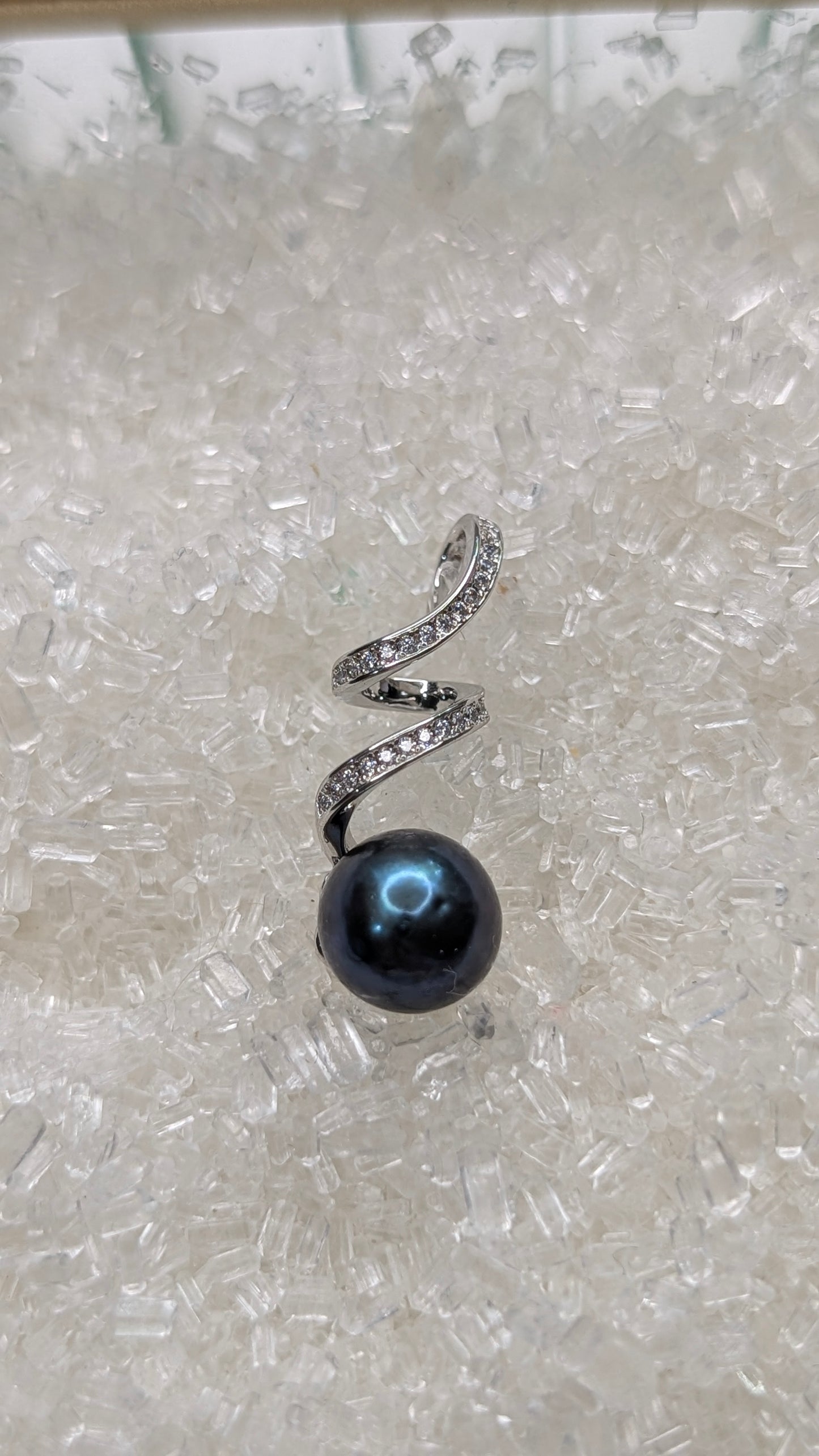 Small Peacock Edison twirl pendant