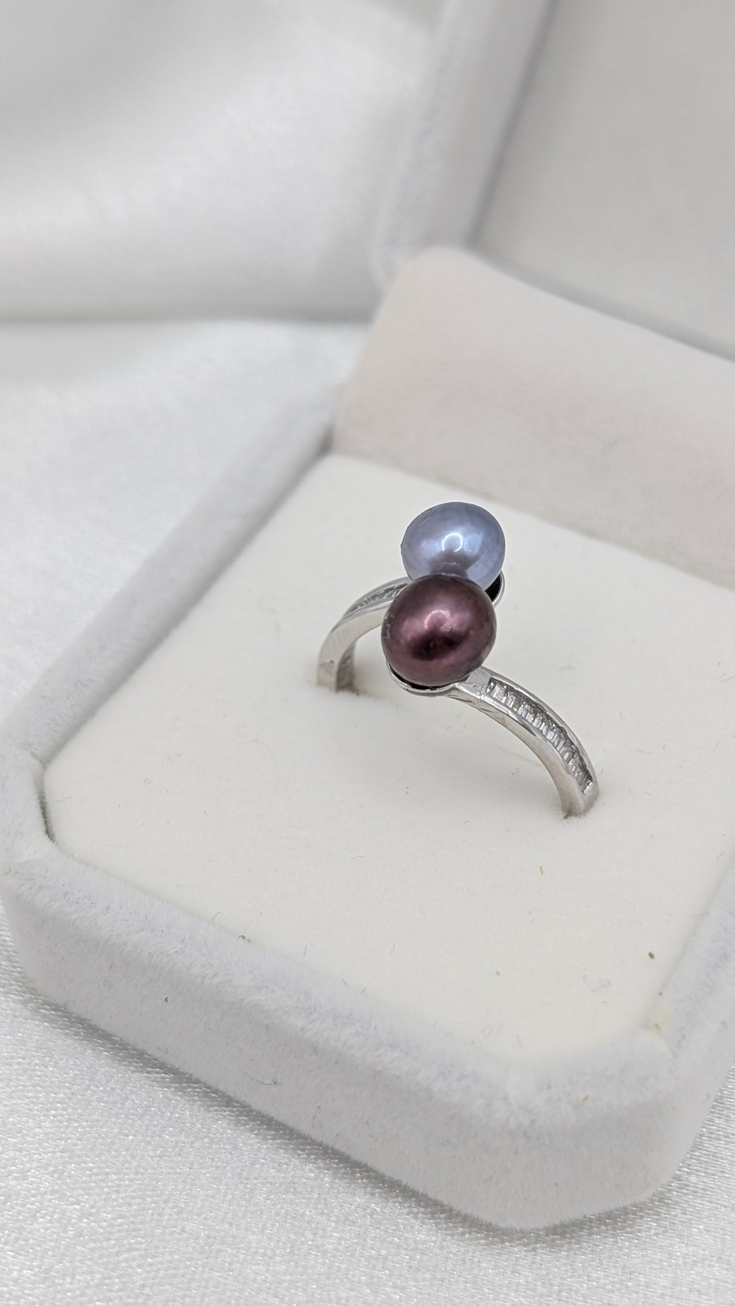 Periwinkle and deep purple double pearl ring
