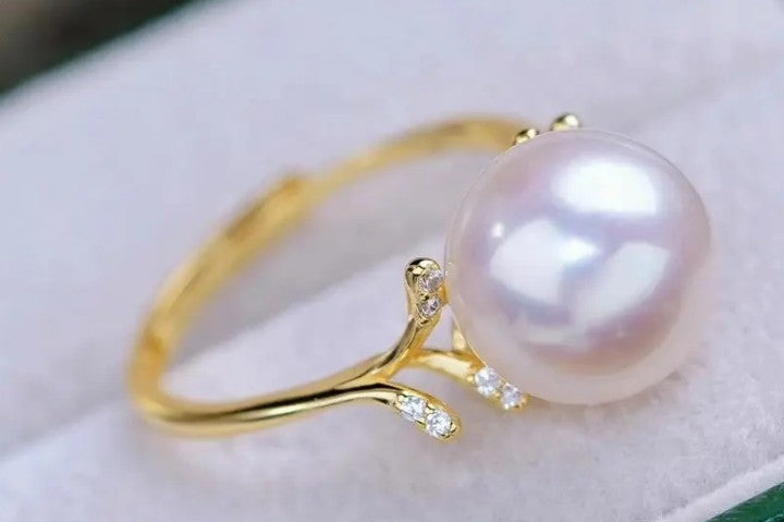 Edison leaf embellishment ring