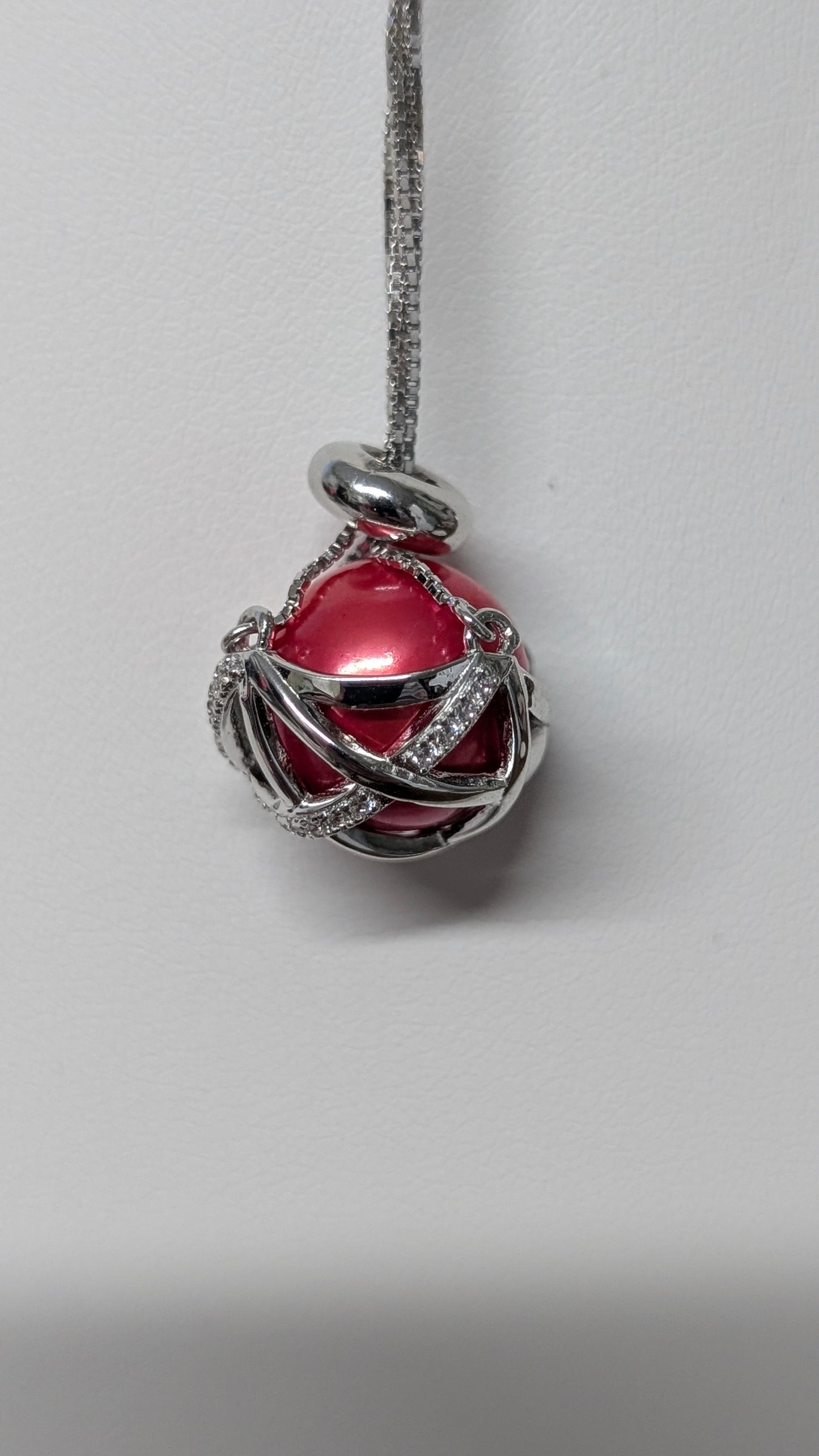 Swirl Edison basket cage