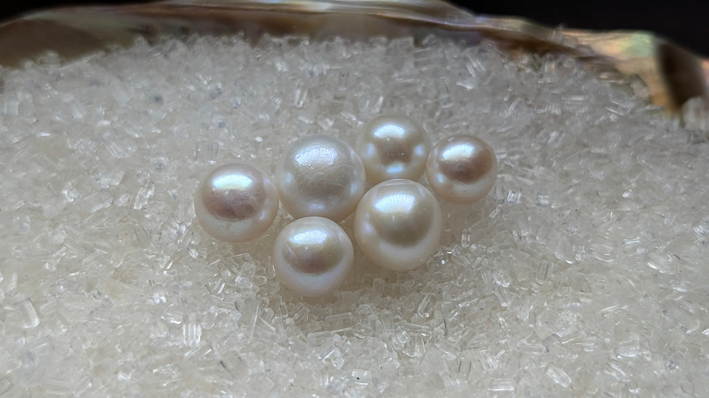 Mystery shaped pearl pick