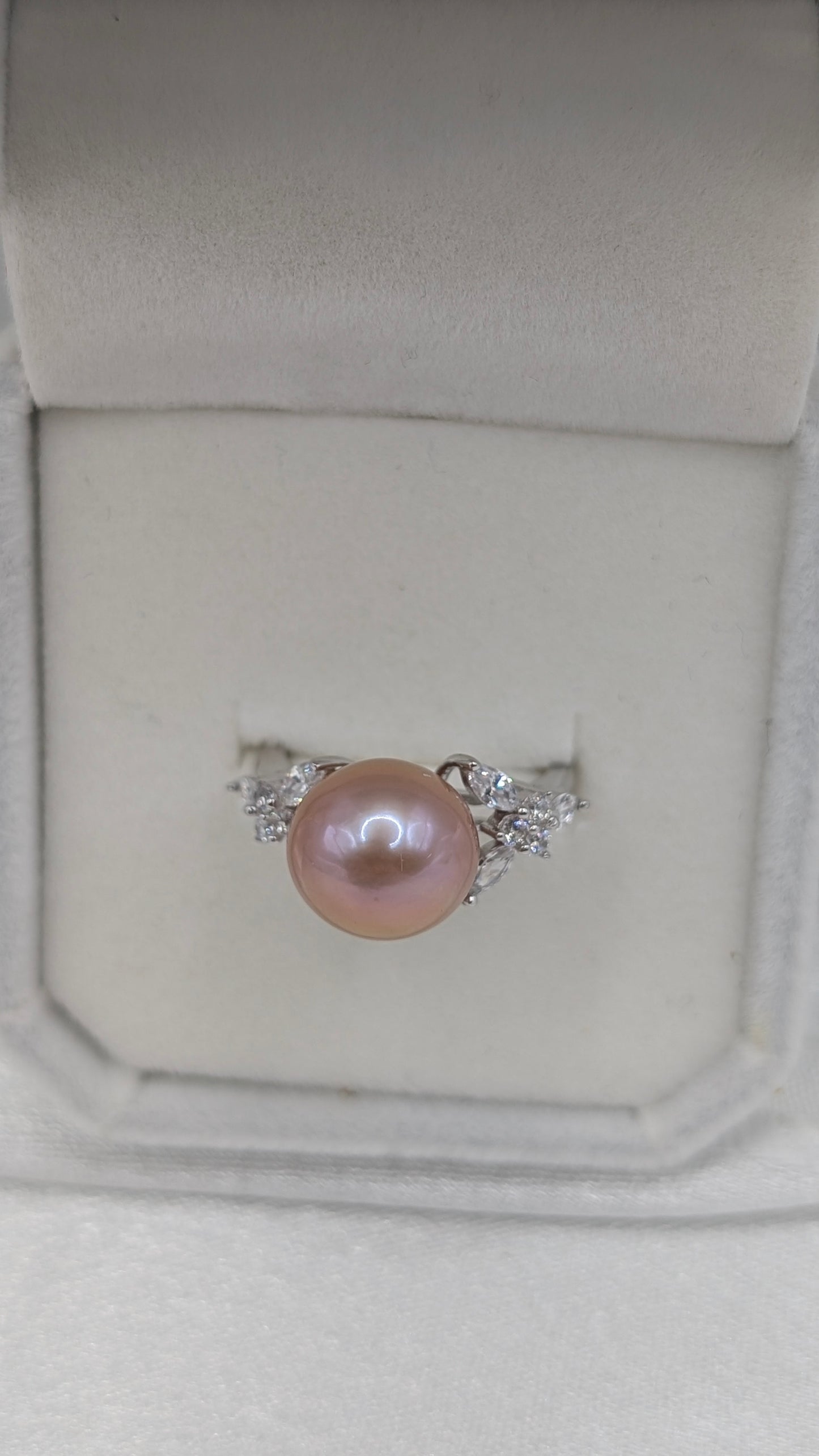 Classic Blush pink Diana edison ring