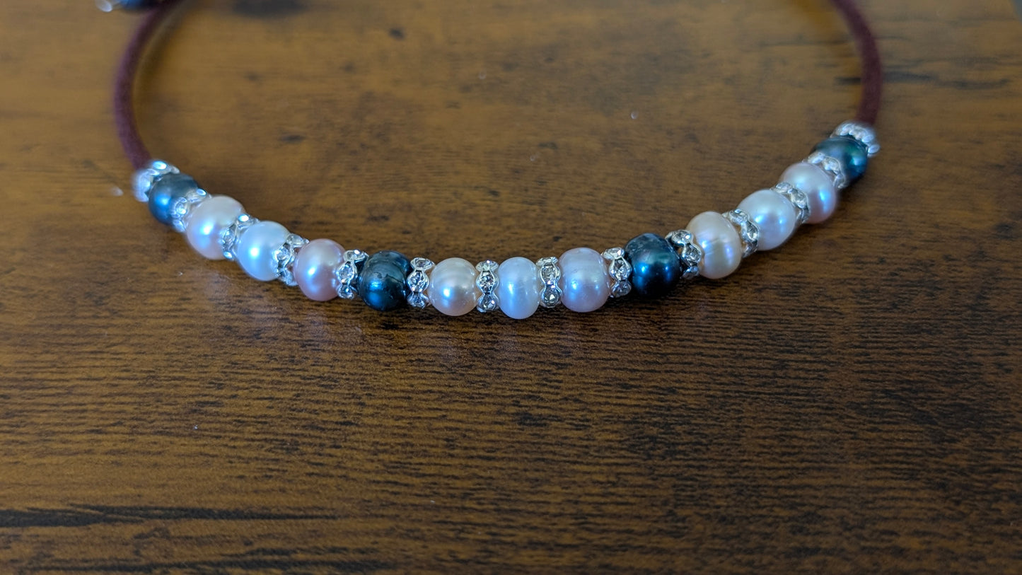 Pearl choker