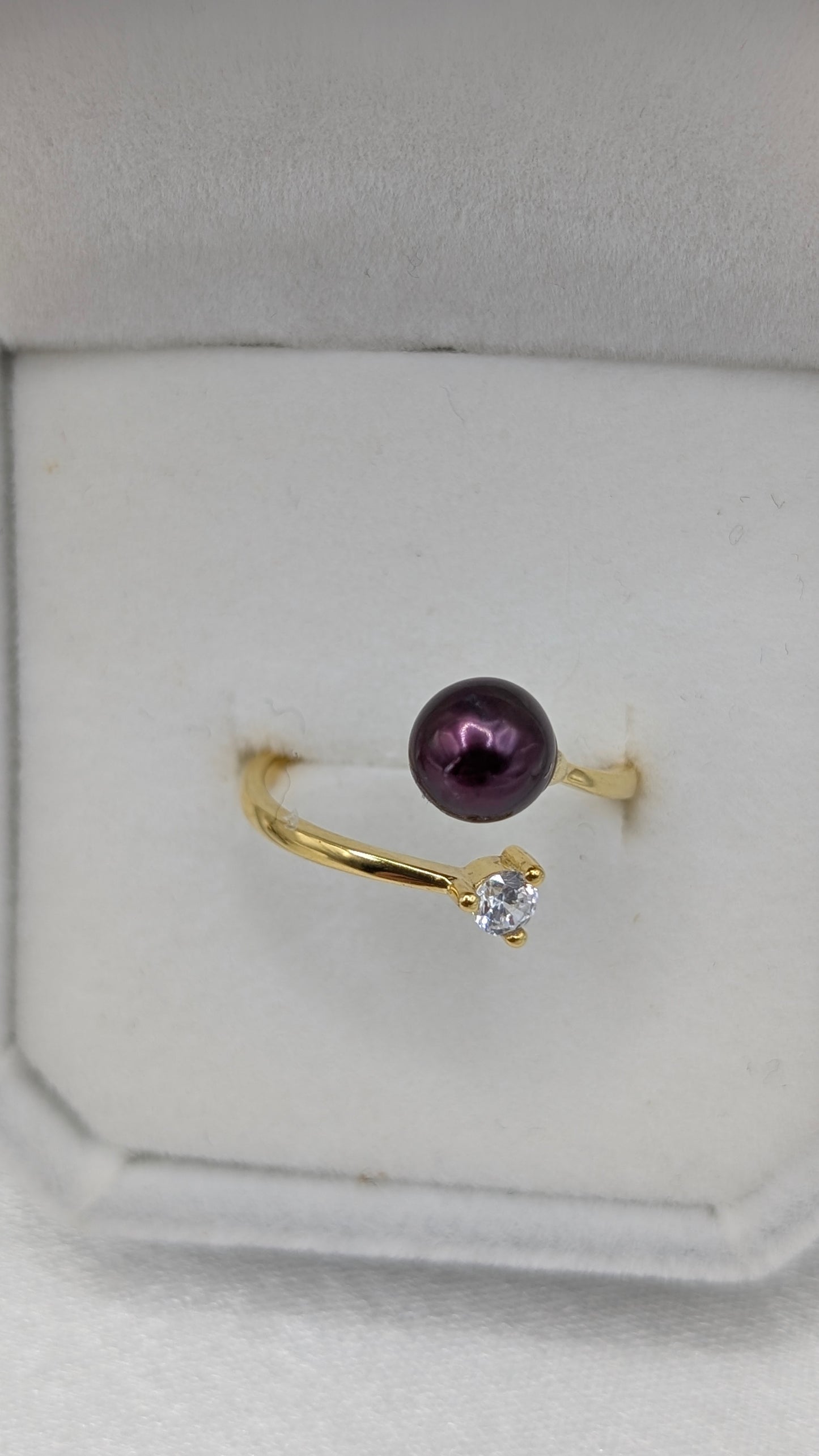 Red wine pearl gold twist ring