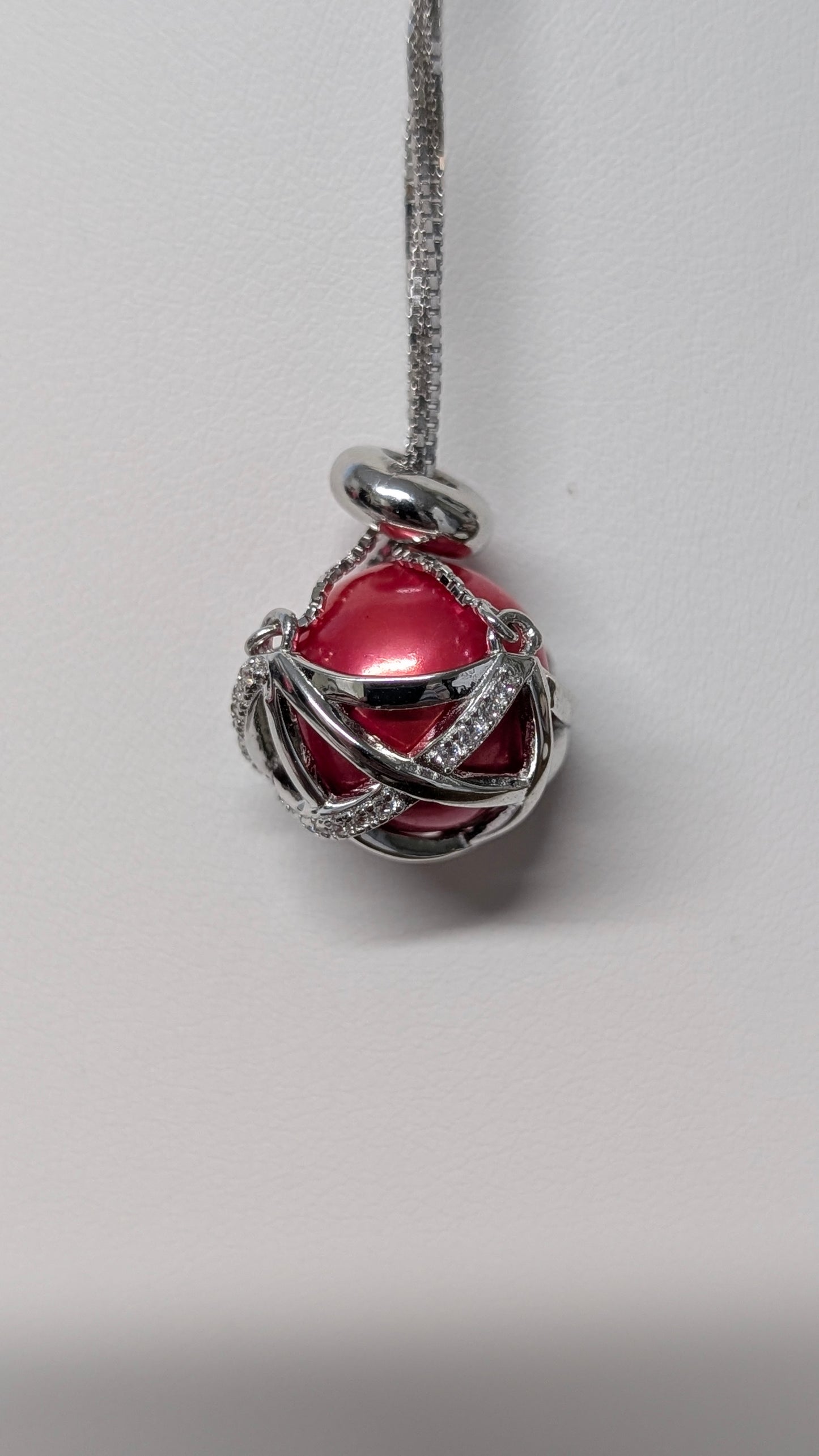 Swirl Edison basket cage