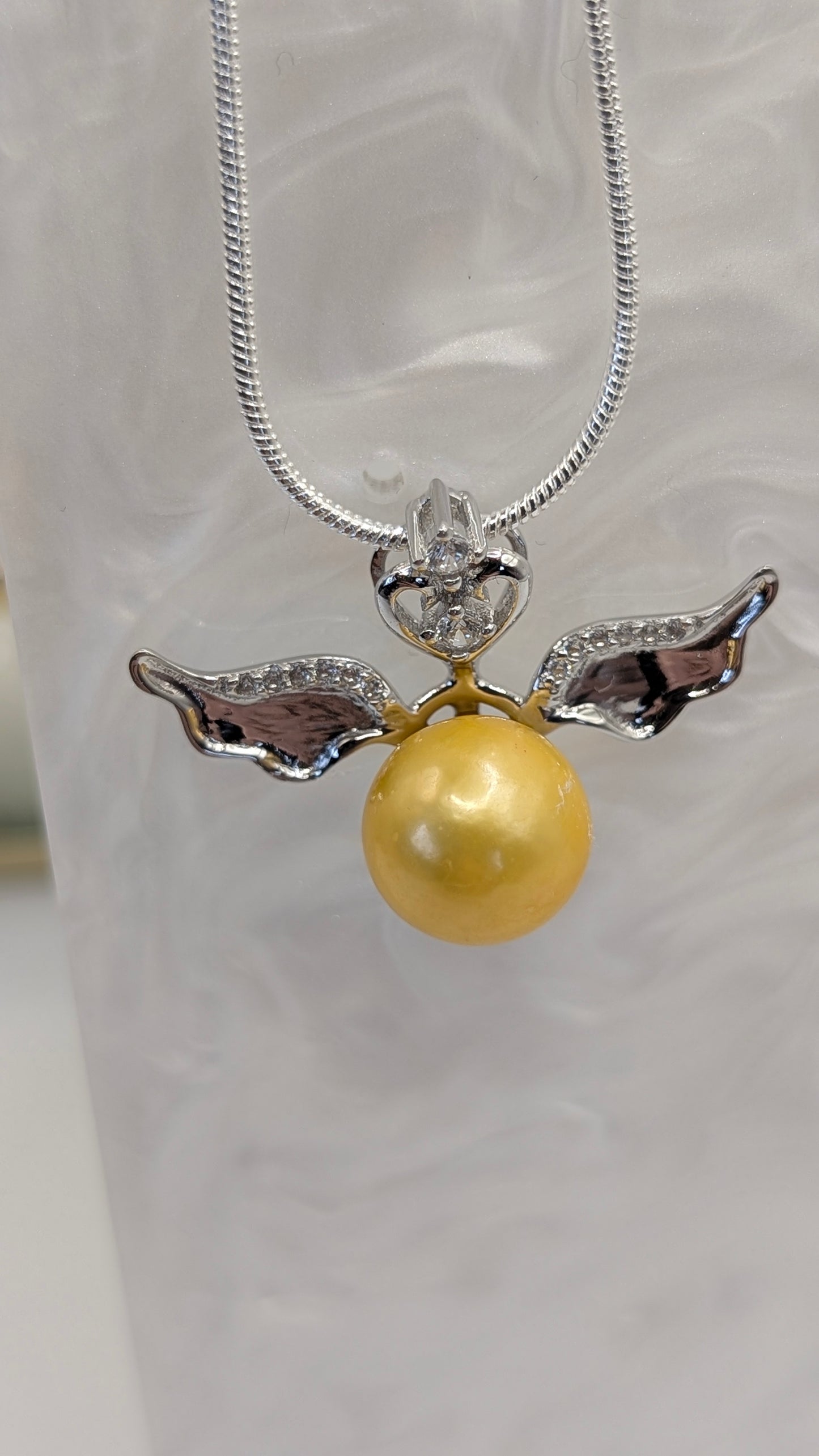 Edison wings pendant with edison