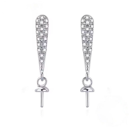 Lanceoloid drop earring