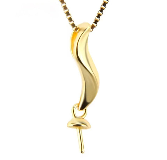 Gold curve pendant