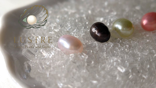 Rice shaped freshwater pearl oysters