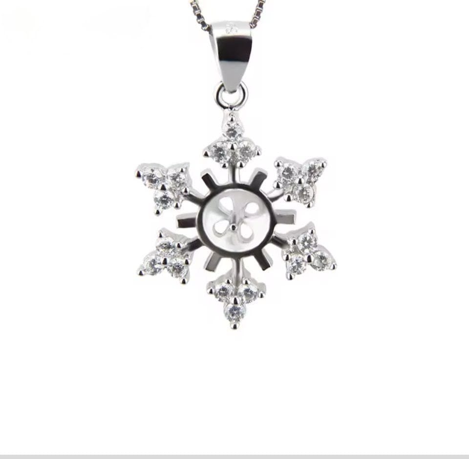 Snowflake pendant