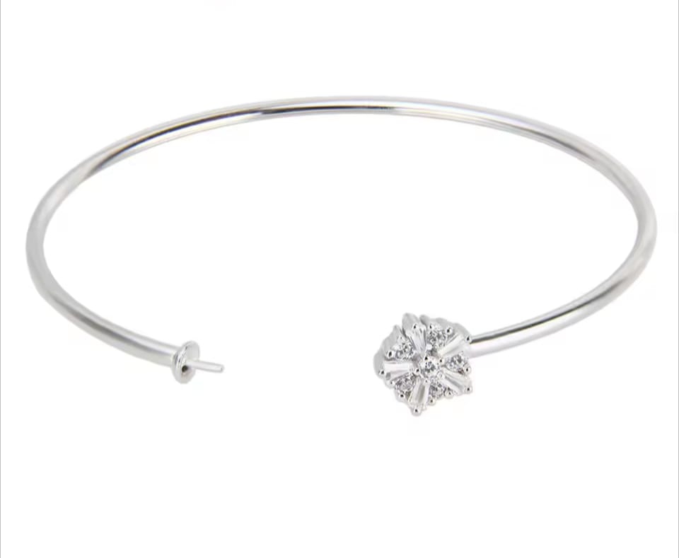 Flower Bangle Bracelet