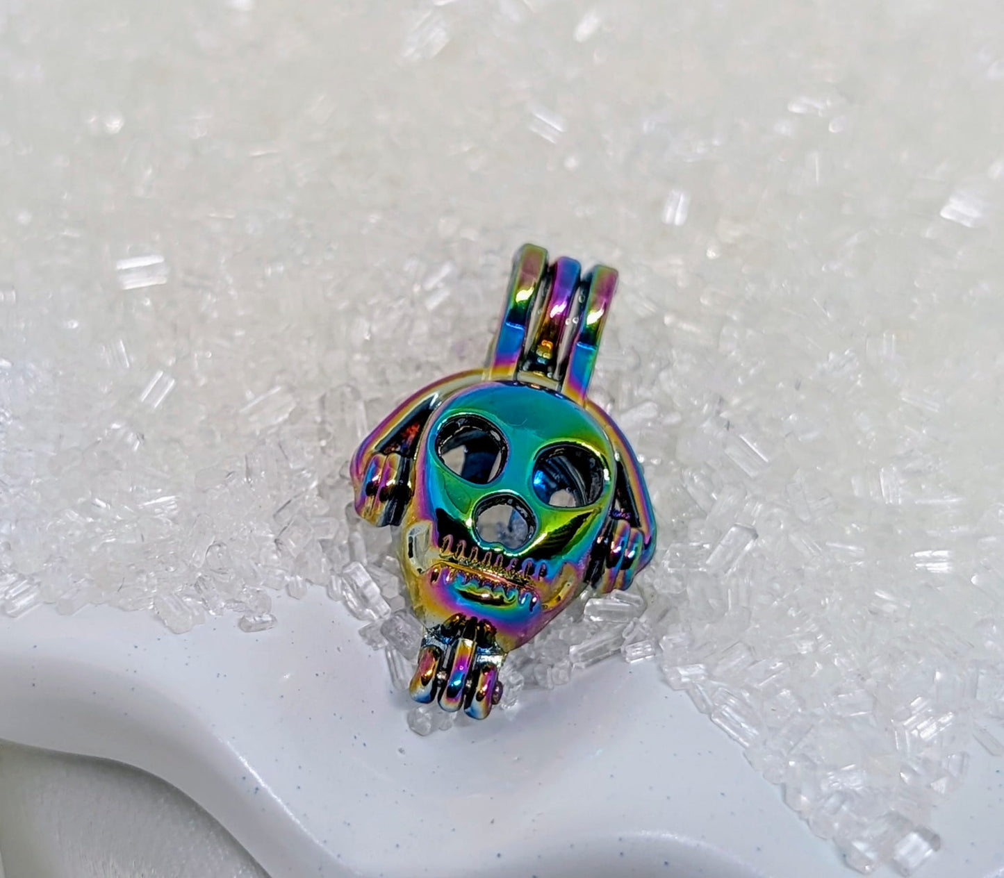 Rainbow skull with headphones