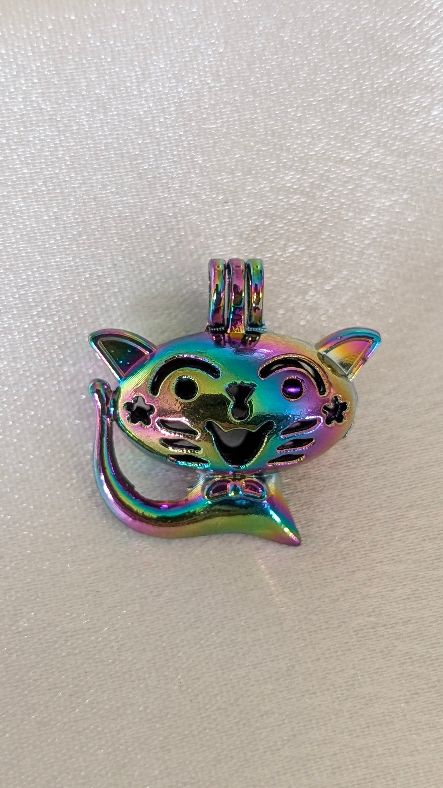 Rainbow iridescent plated cages