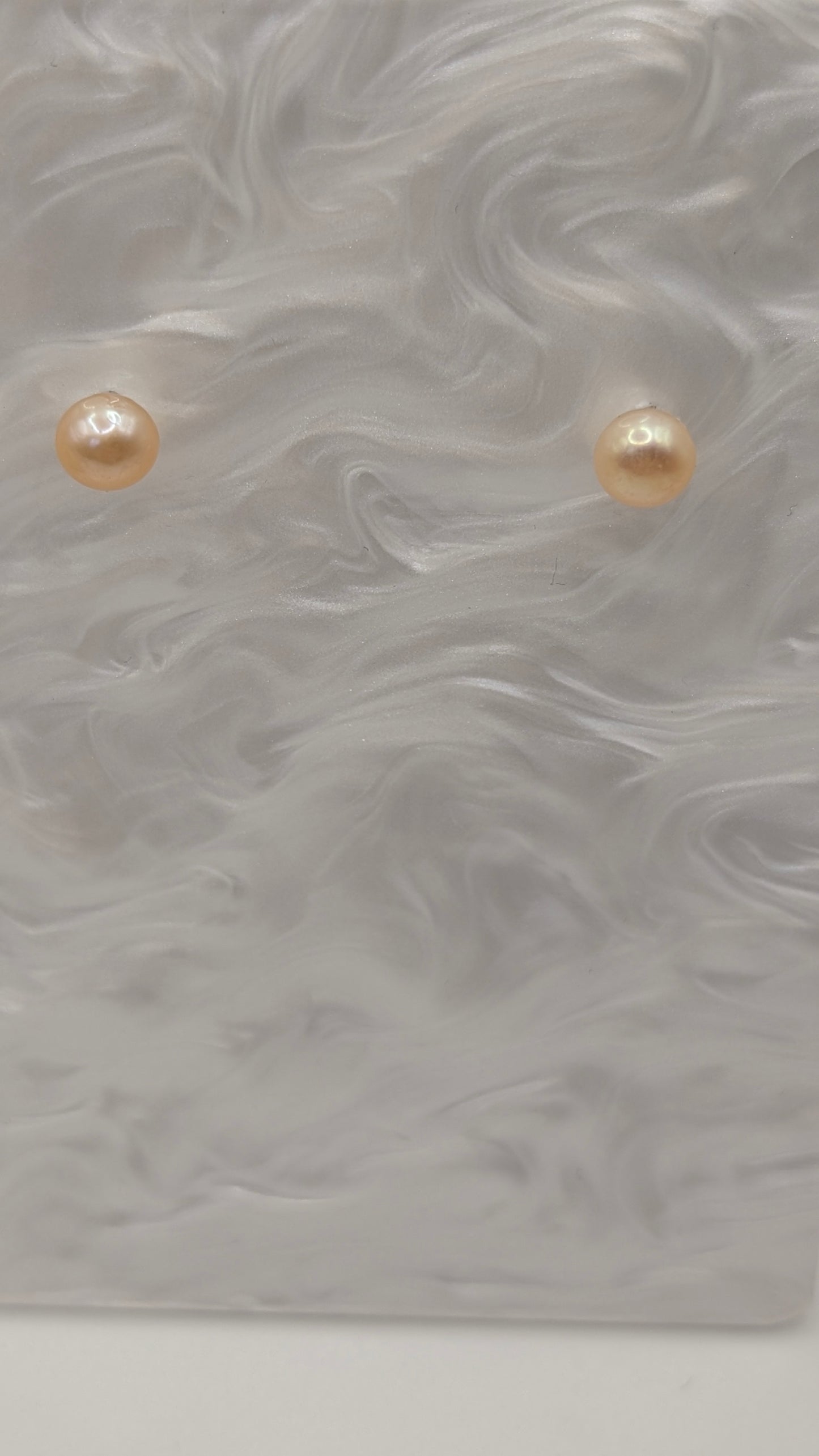 Peach button pearl studs