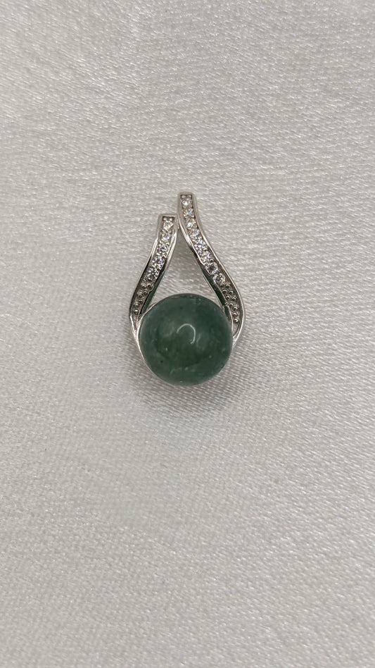 Green aventurine tear drop pendant