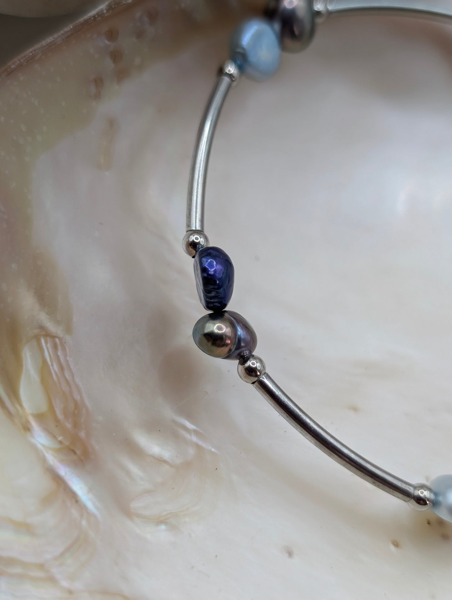 Blue pearl adjustable size bracelet