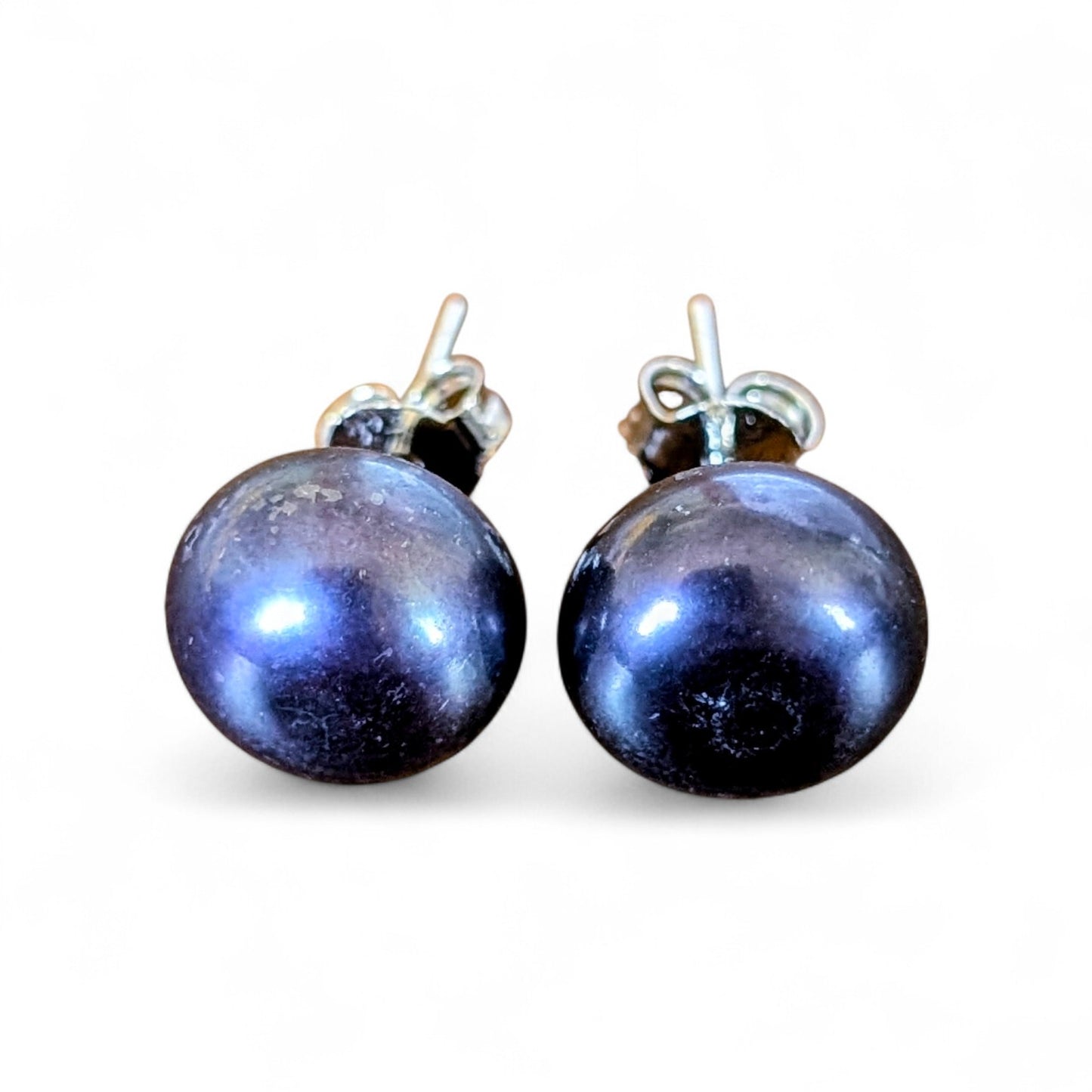 Deep dark purple Edison button pearl studs