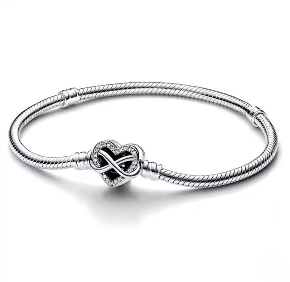 Infinity heart Charm bracelet