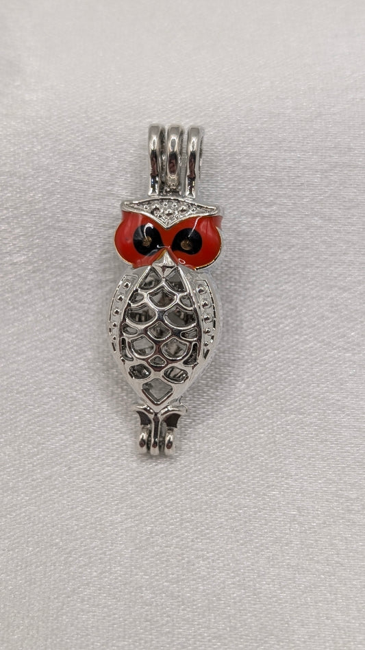 Red owl colour cage