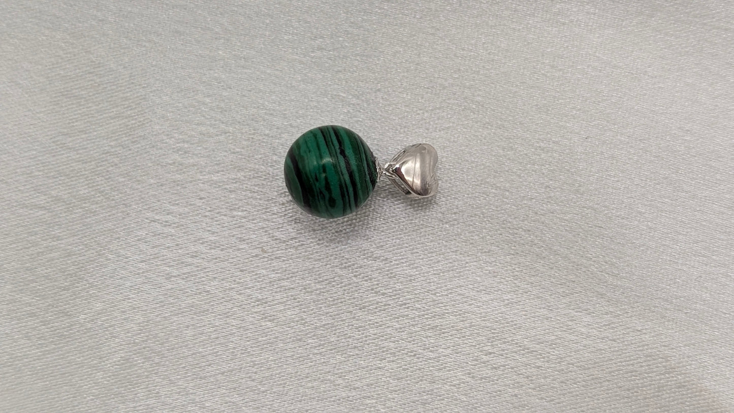 Malachite heart drop