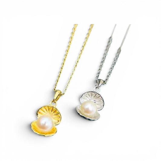 Oyster pearl necklace