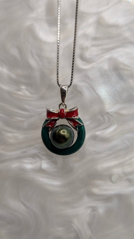 green pearl christmas wreath