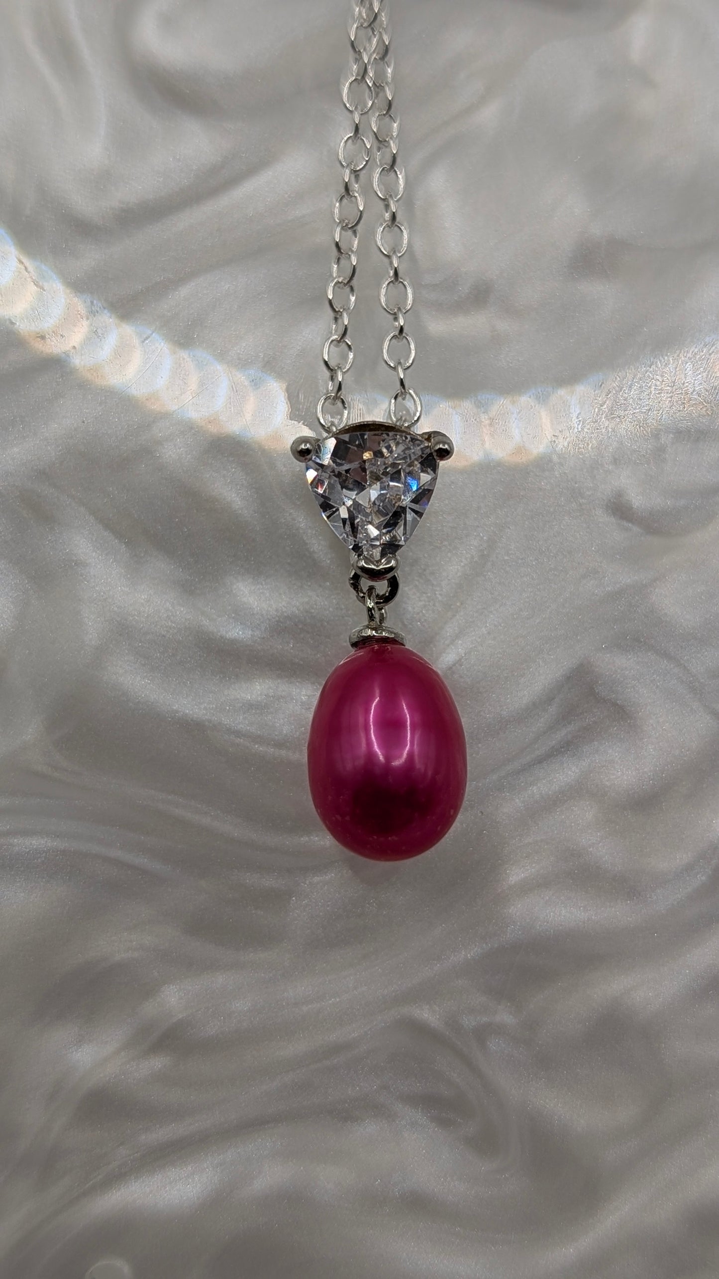 Hot pink Pearl on zirconia drop