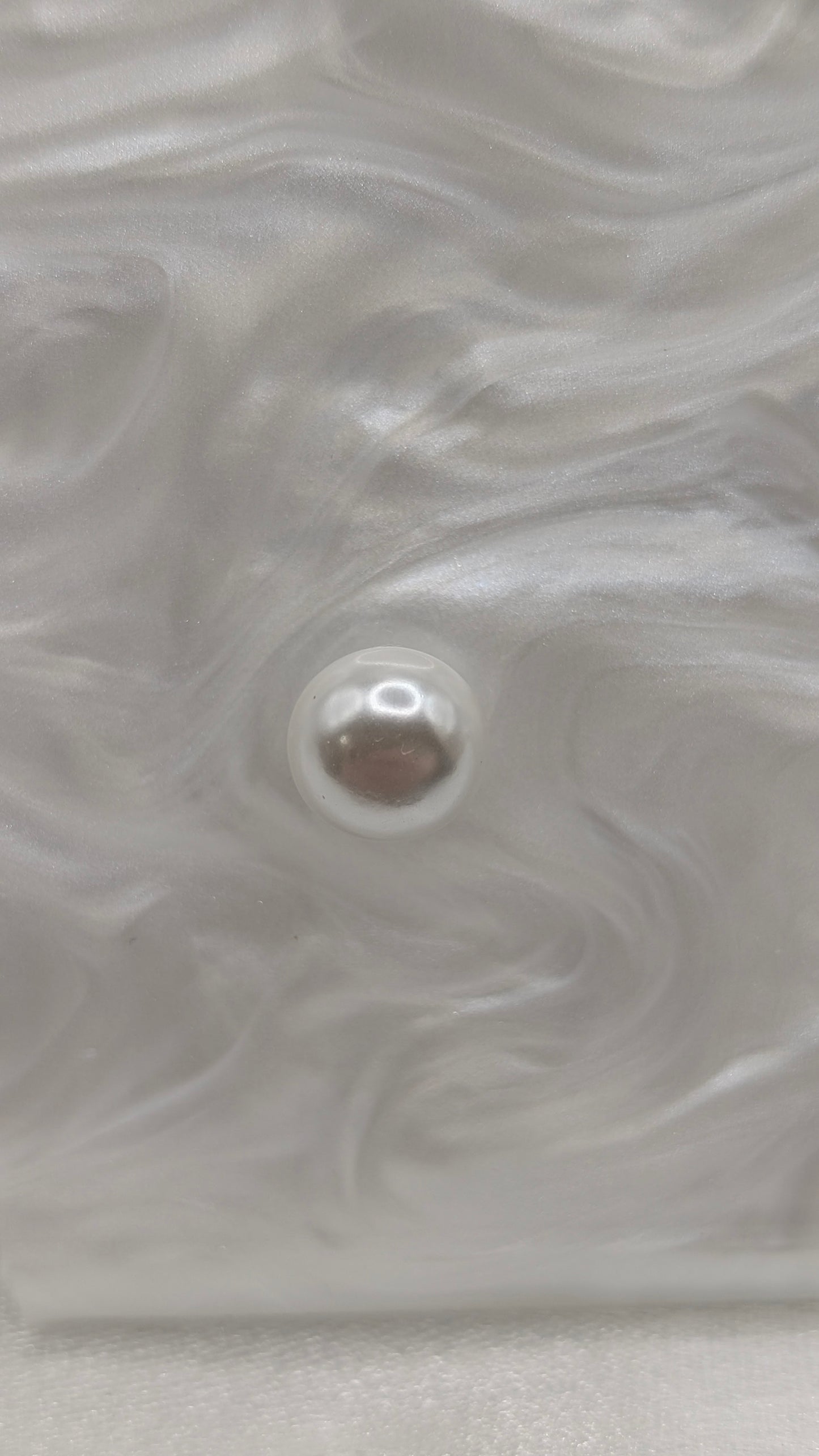 White button pearl studs