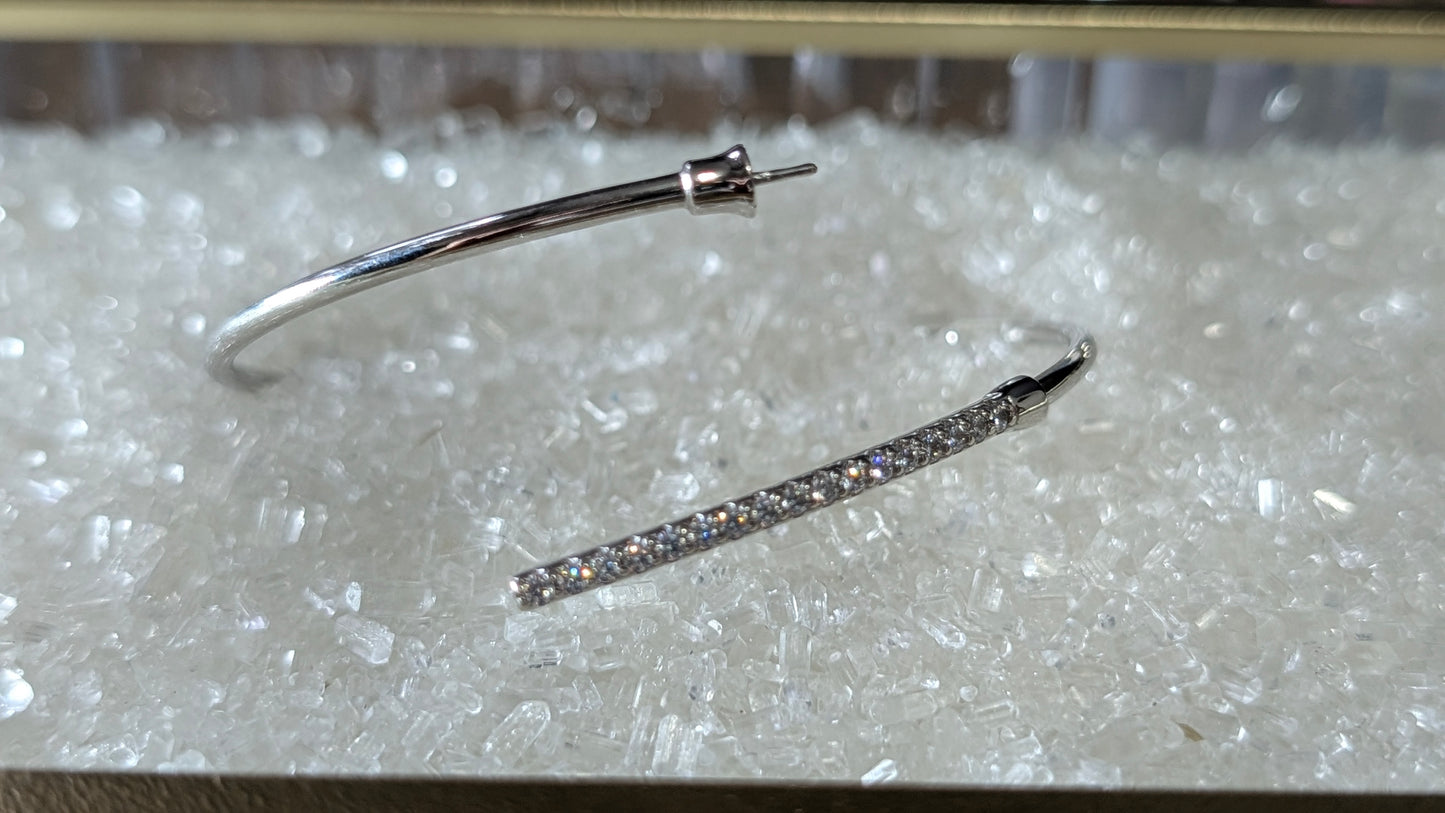 Zirconia inlayed bangle