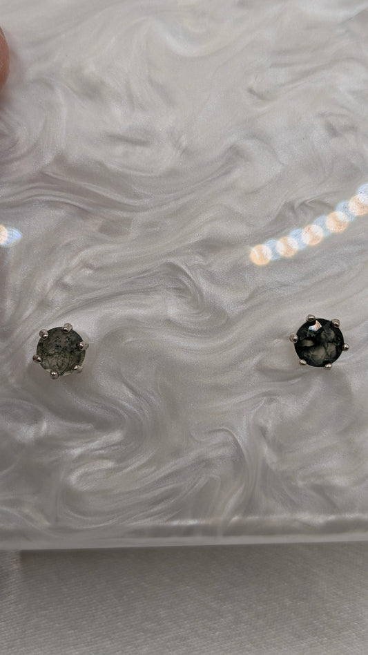 Moss agate studs earrings