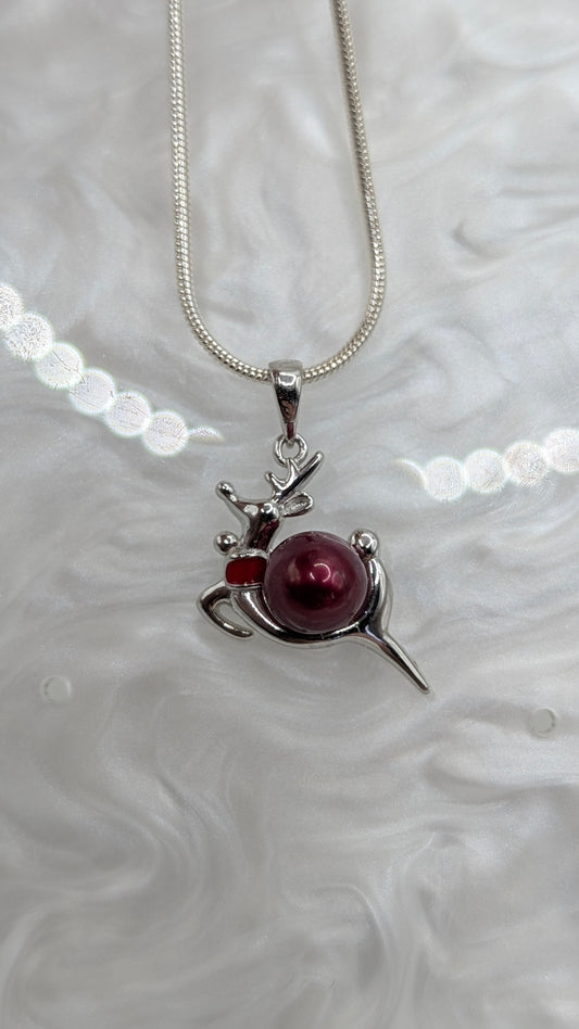 Christmas red pearl Dasher pendant