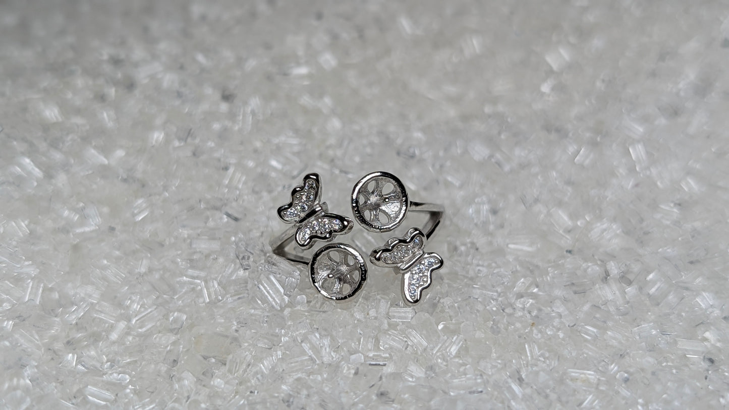 Double Pearl butterfly ring