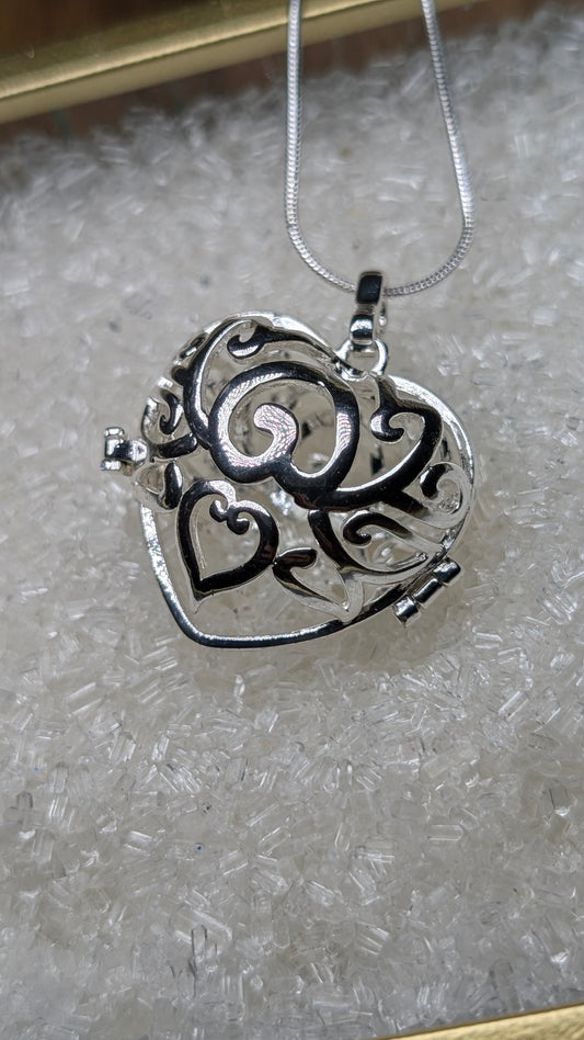 Swirl heart edison cage