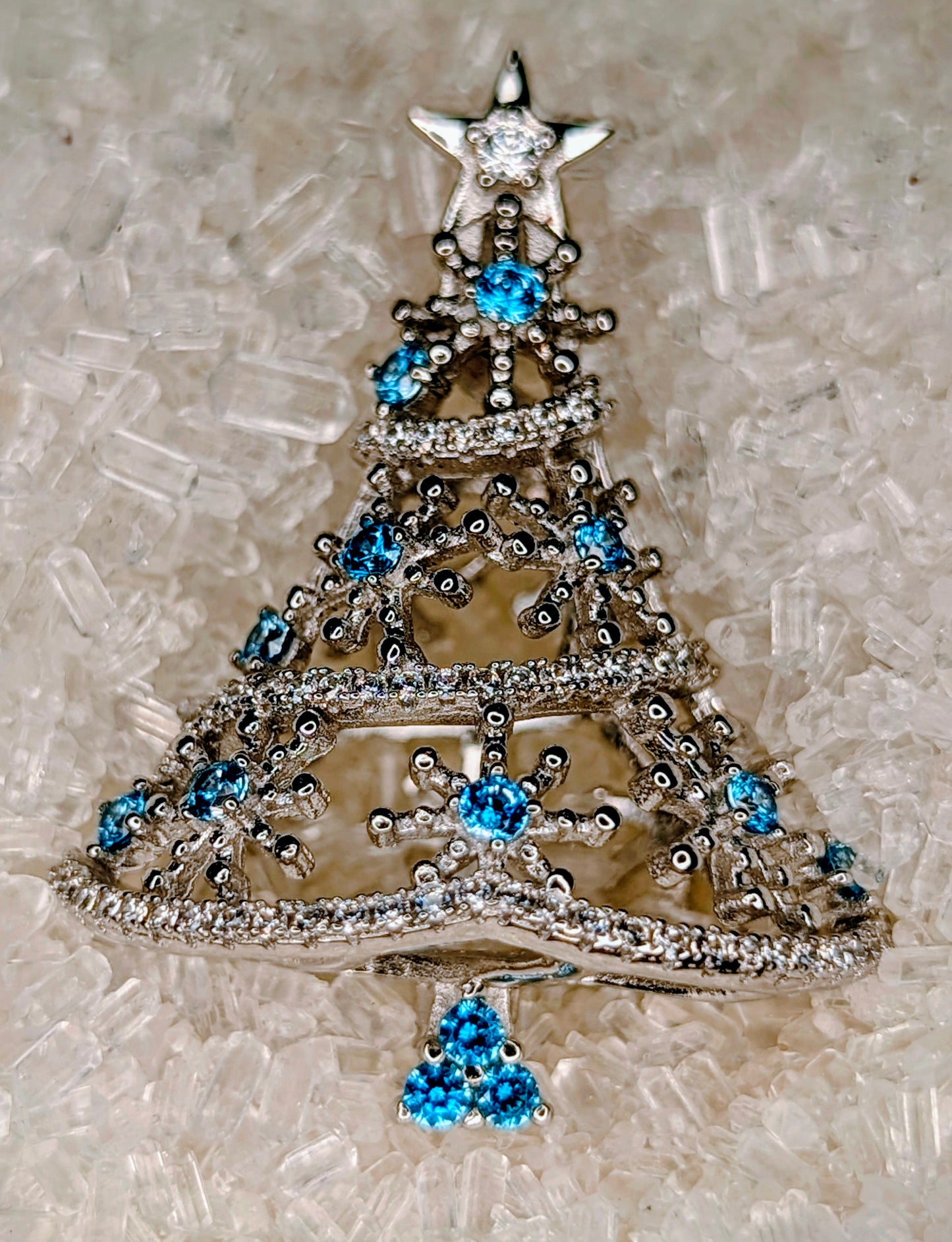 Premium Frosty Christmas tree cage