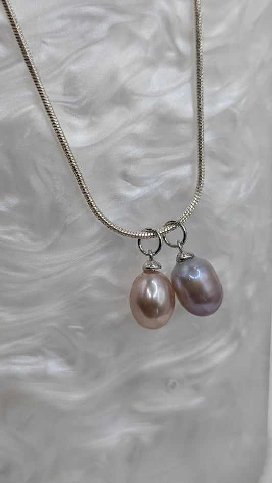 Classic simple dangle