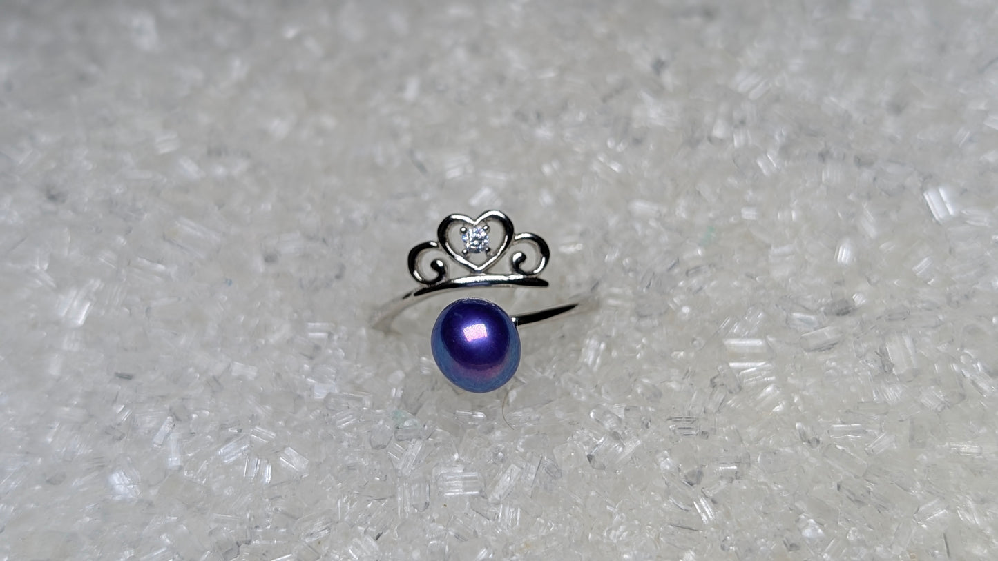 Pearl Queen ring