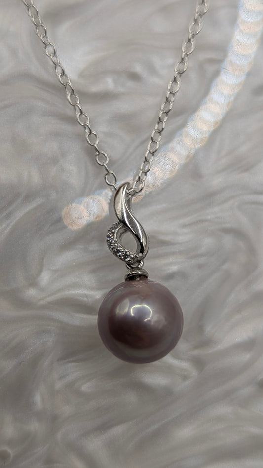 Dark classic lavender Edison on Anne pendant