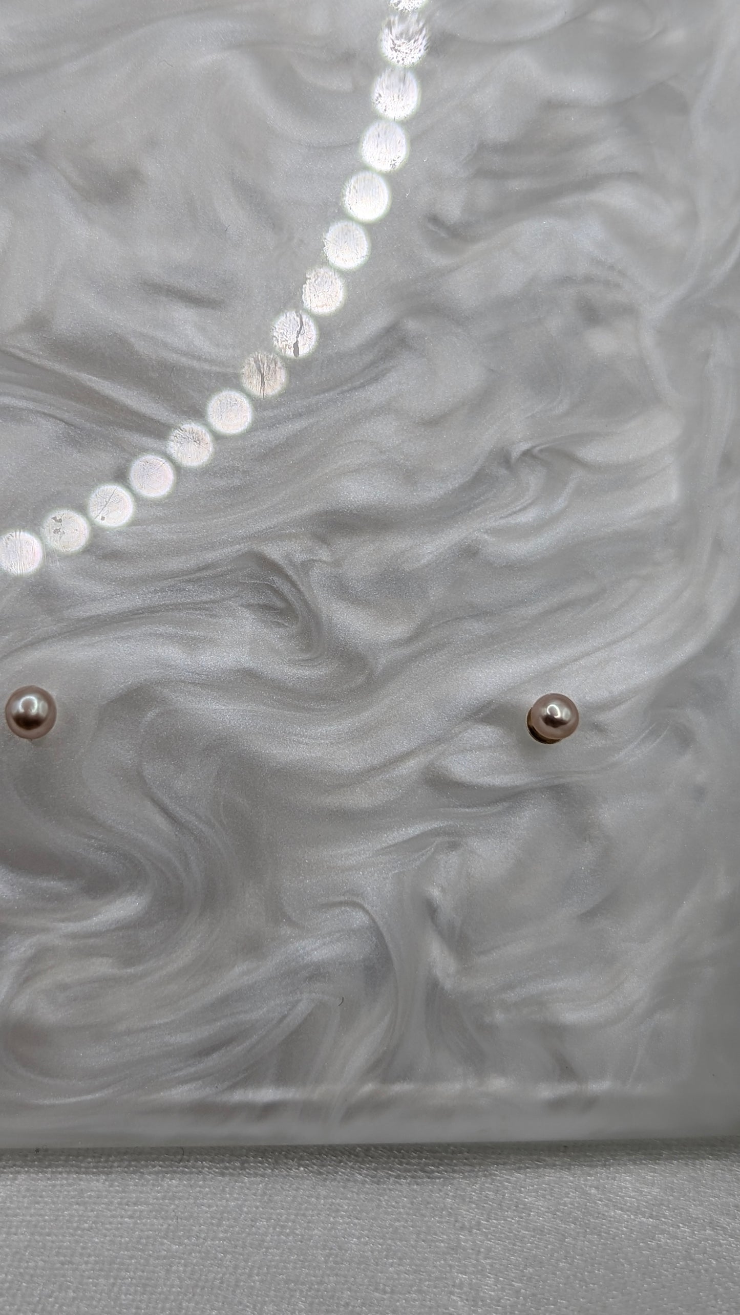 Peach Mini baby pearl earrings