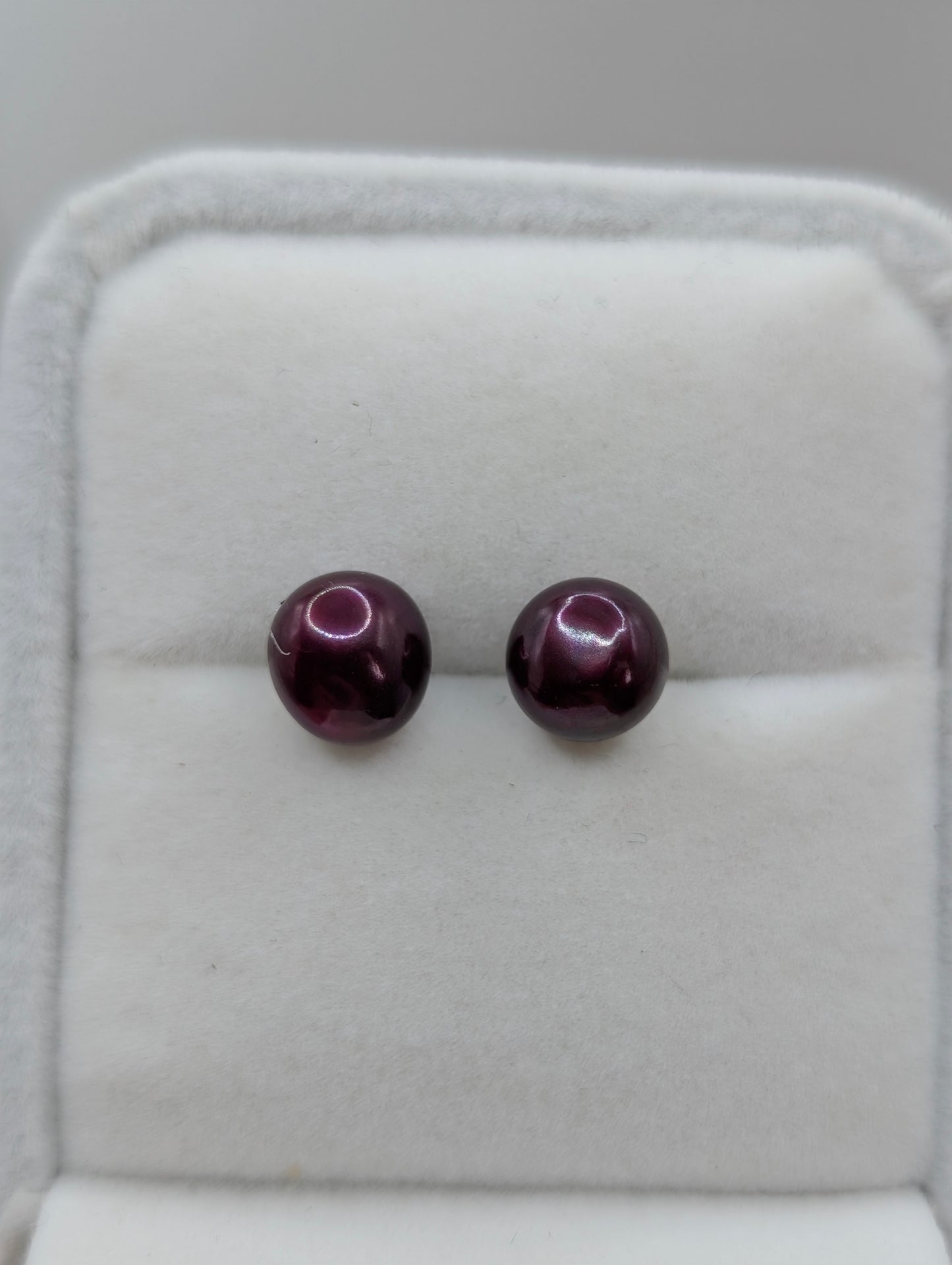 Black cherry/ red wine pearl stud earrings