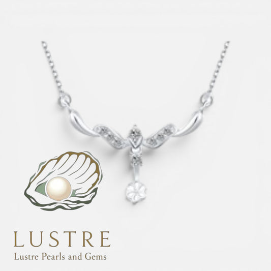 Pearl wave necklace