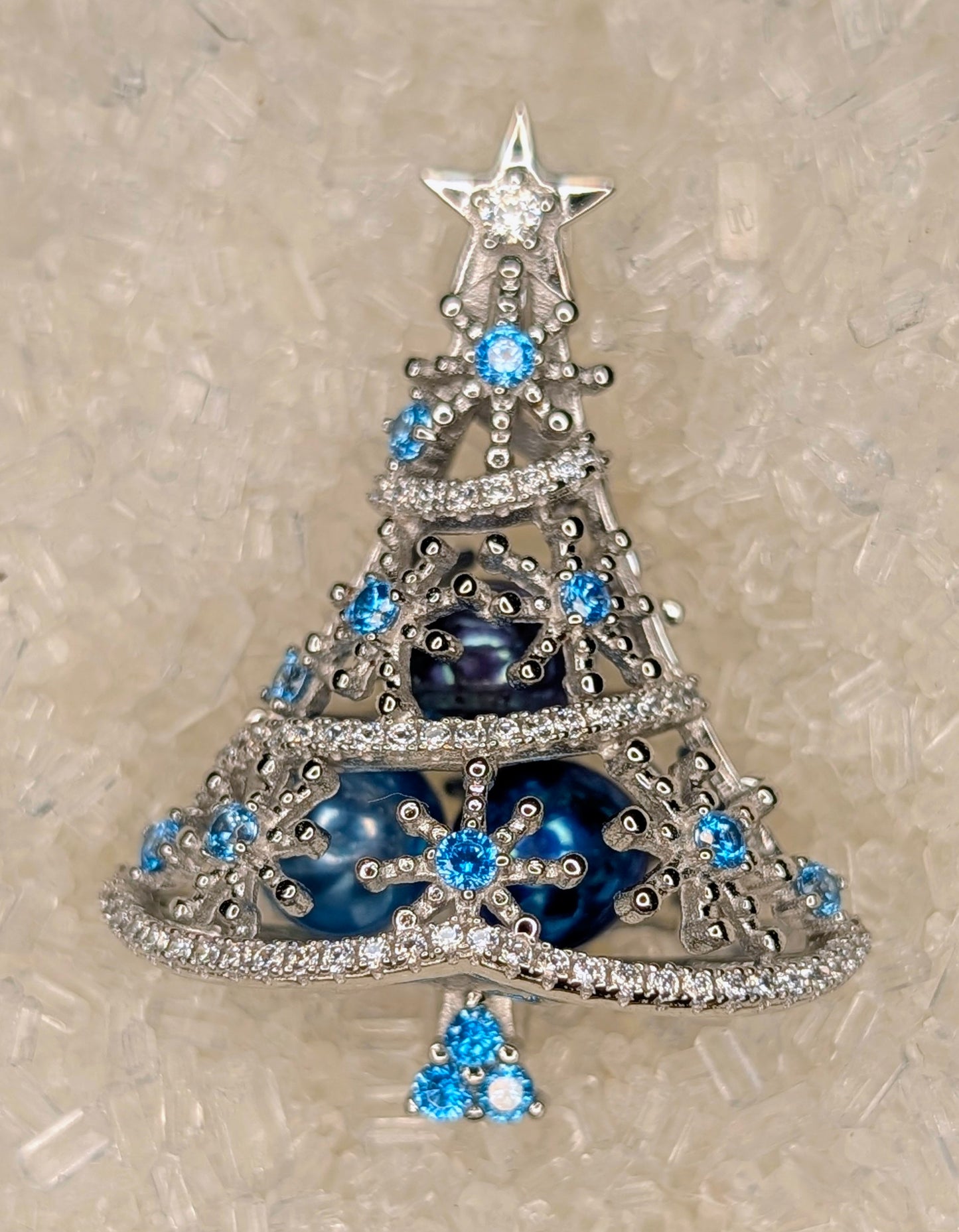 Premium Frosty Christmas tree cage
