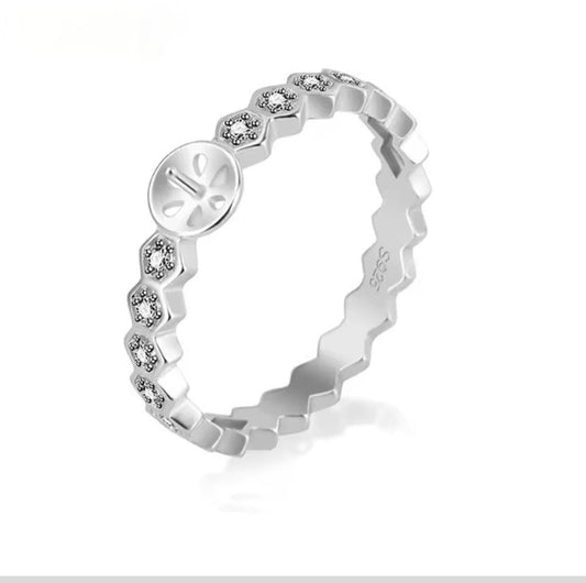 Hexagon Band pearl ring