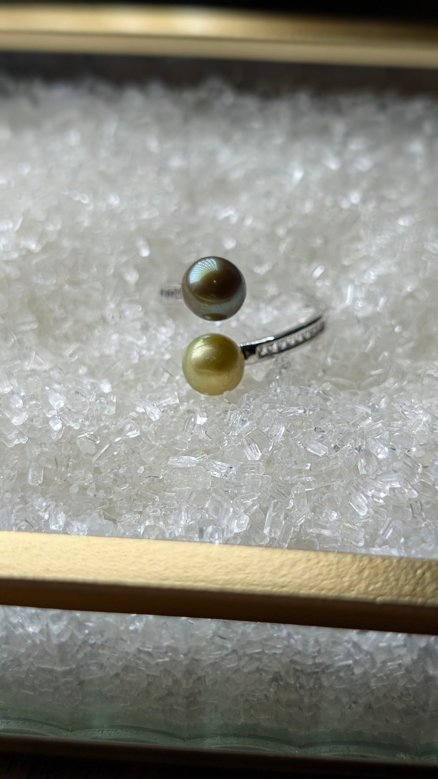 Double pearl band ring