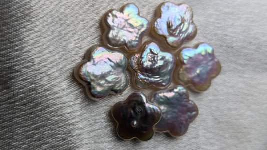 Mystery shaped pearl pick